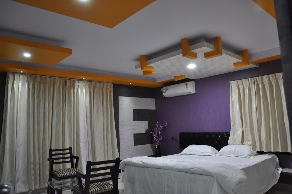 Hotel Av Comforts 벵갈루루 객실 사진