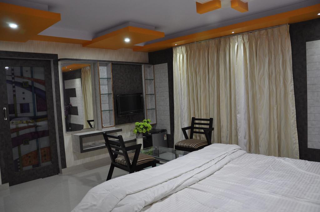 Hotel Av Comforts 벵갈루루 객실 사진